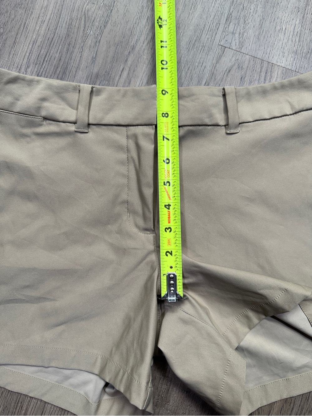 Women's Nike Golf DRI-FIT Beige/Khaki Shorts - Size 10 - Picture 5 of 13